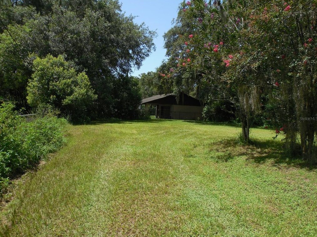 36826 Howard Ave, Dade City FL 33525-3935 exterior