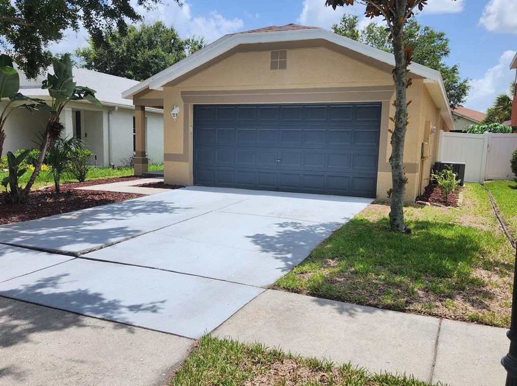 11438 Bay Gardens Loop, Riverview, FL 33569