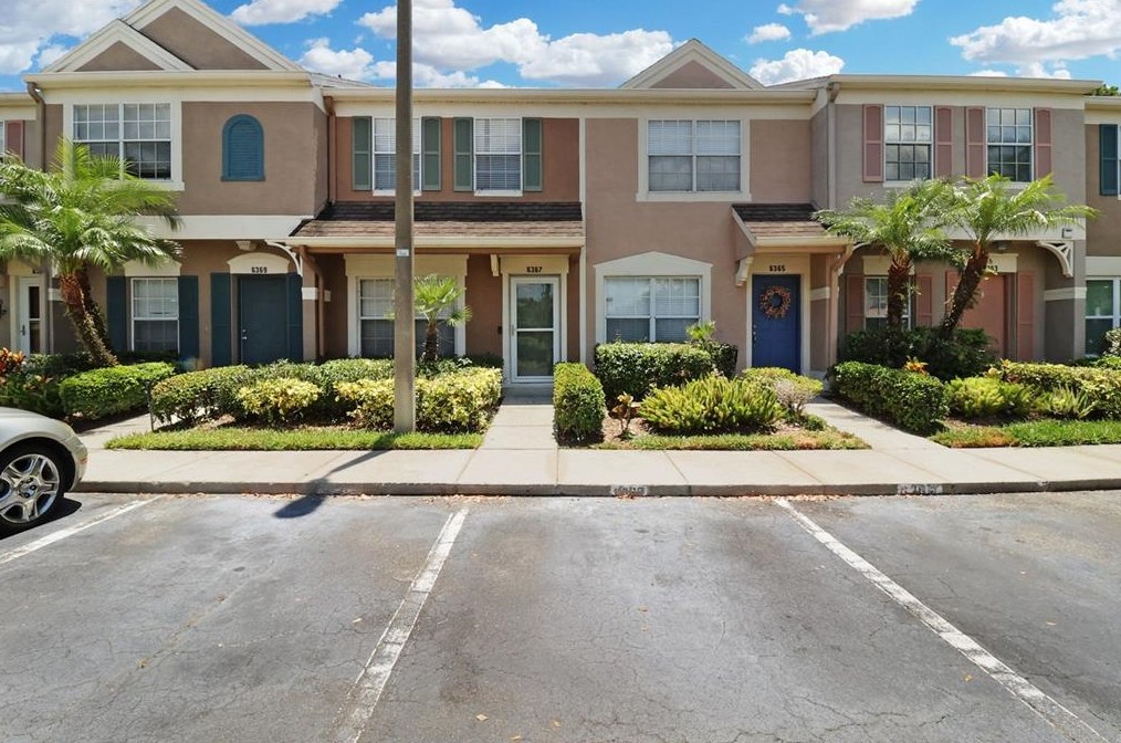 6367 Bayside Key Dr, Tampa FL  33615-4294 exterior