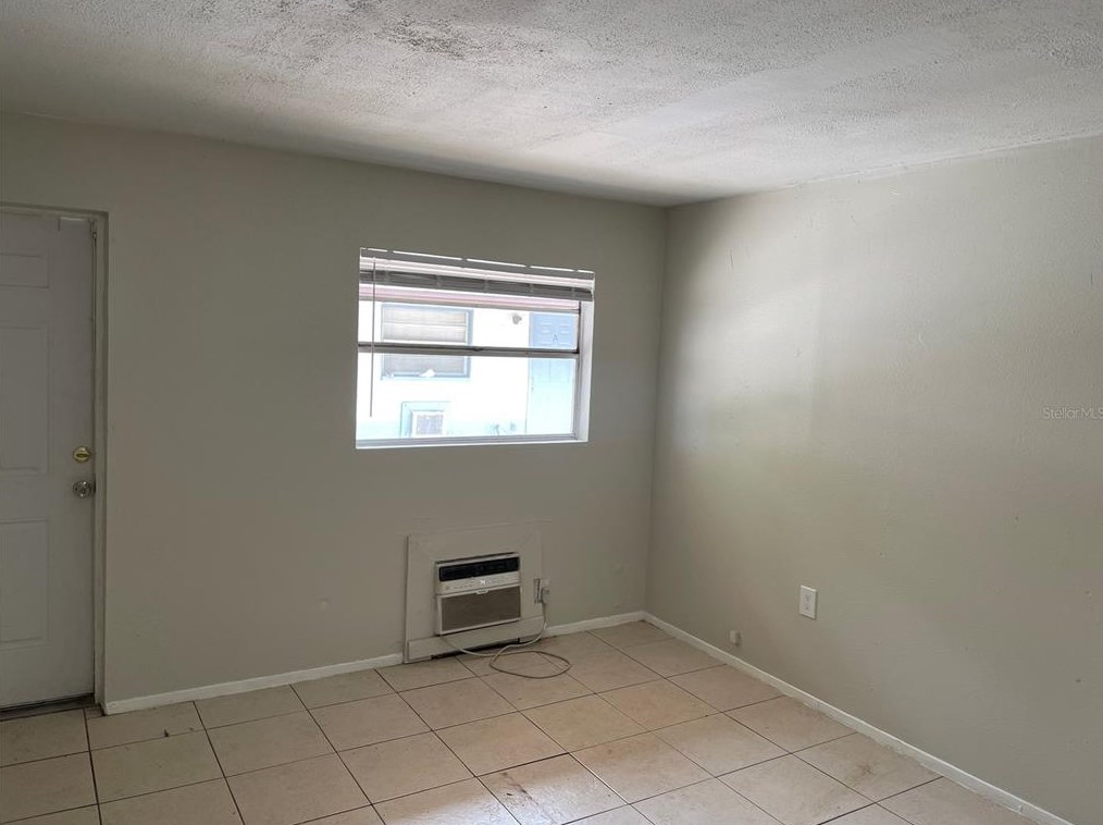 1902 42nd St, Tampa FL  33605-4637 exterior