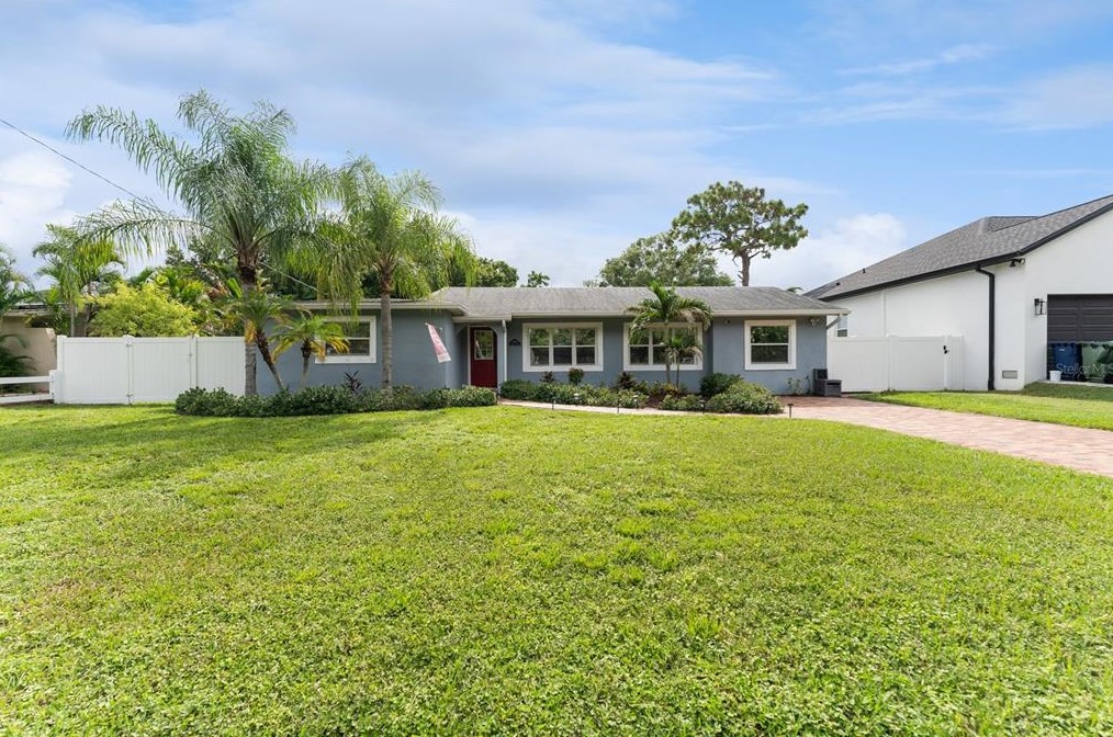 4309 Clark Ave, Tampa FL  33611-1305 exterior