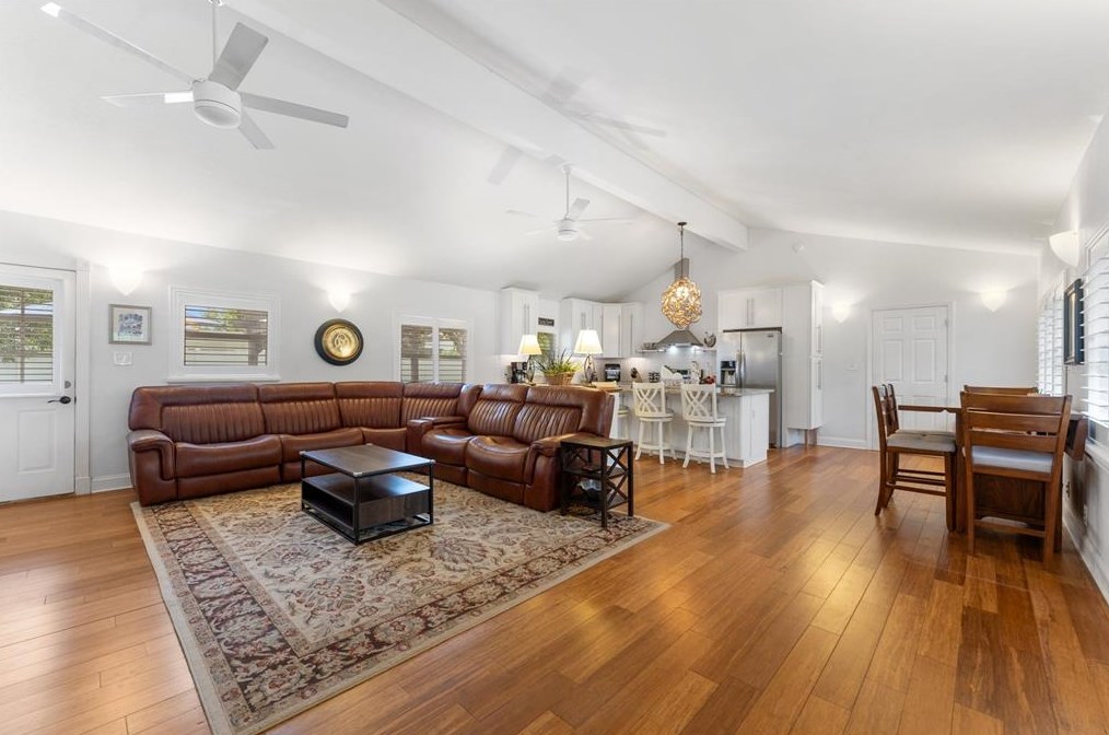 4309 Clark Ave, Tampa FL  33611-1305 exterior