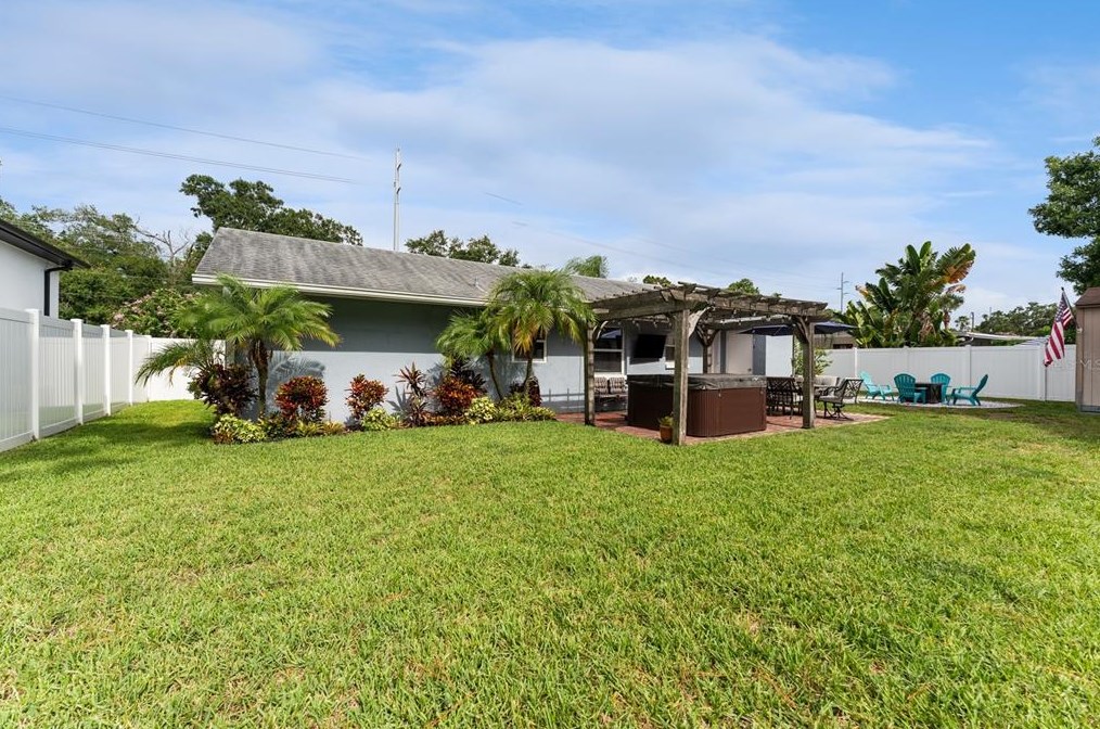 4309 Clark Ave, Tampa FL  33611-1305 exterior