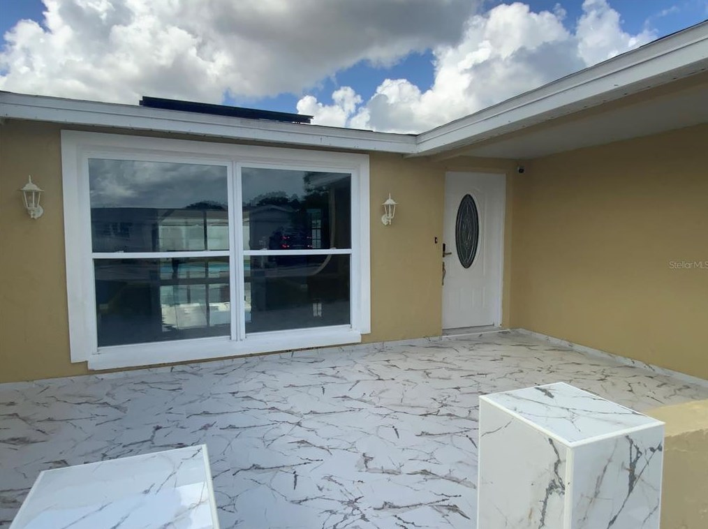 7134 Brentwood Dr, Port Richey, FL 34668-3871