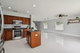 17350 Garden Heath Ct, Land O Lakes, FL 34638 - Photo 10
