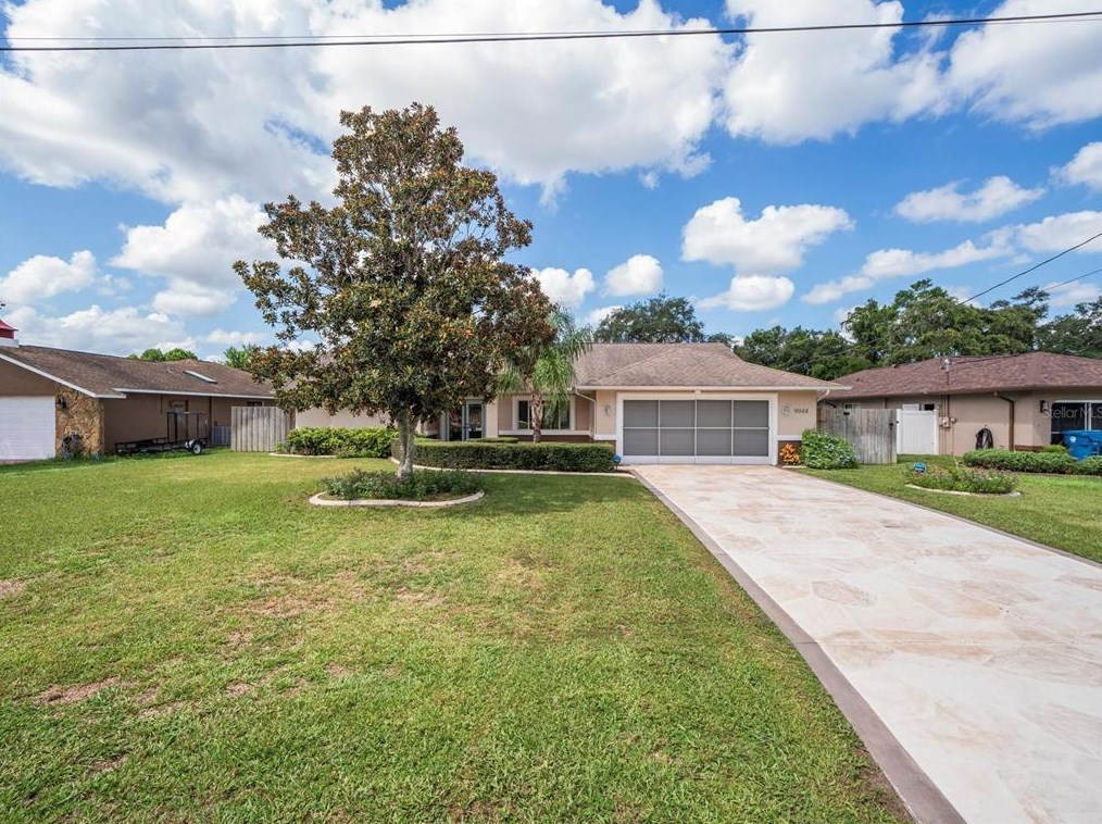 9044 Horizon Dr, Brooksville, FL 34608