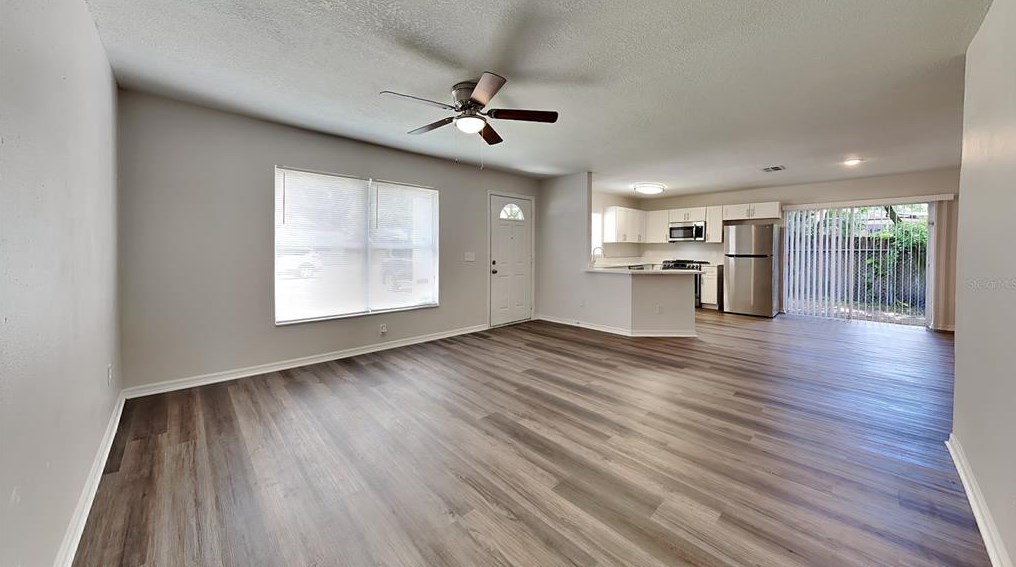 8013 Alaska St, Tampa, FL 33604-3241