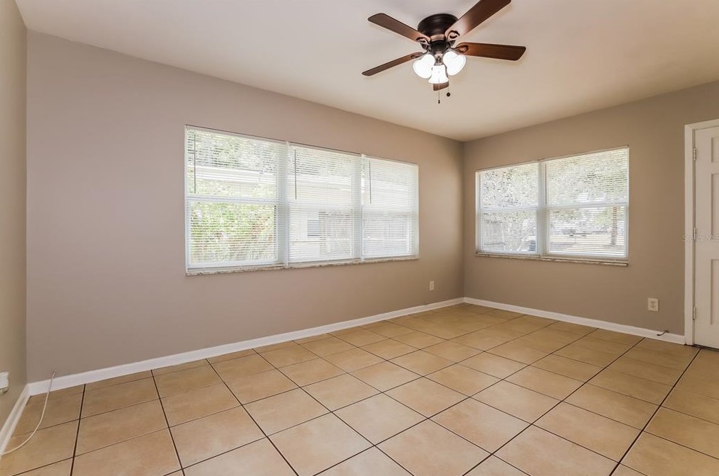 7127 32nd Ave N, Saint Petersburg, FL 33710