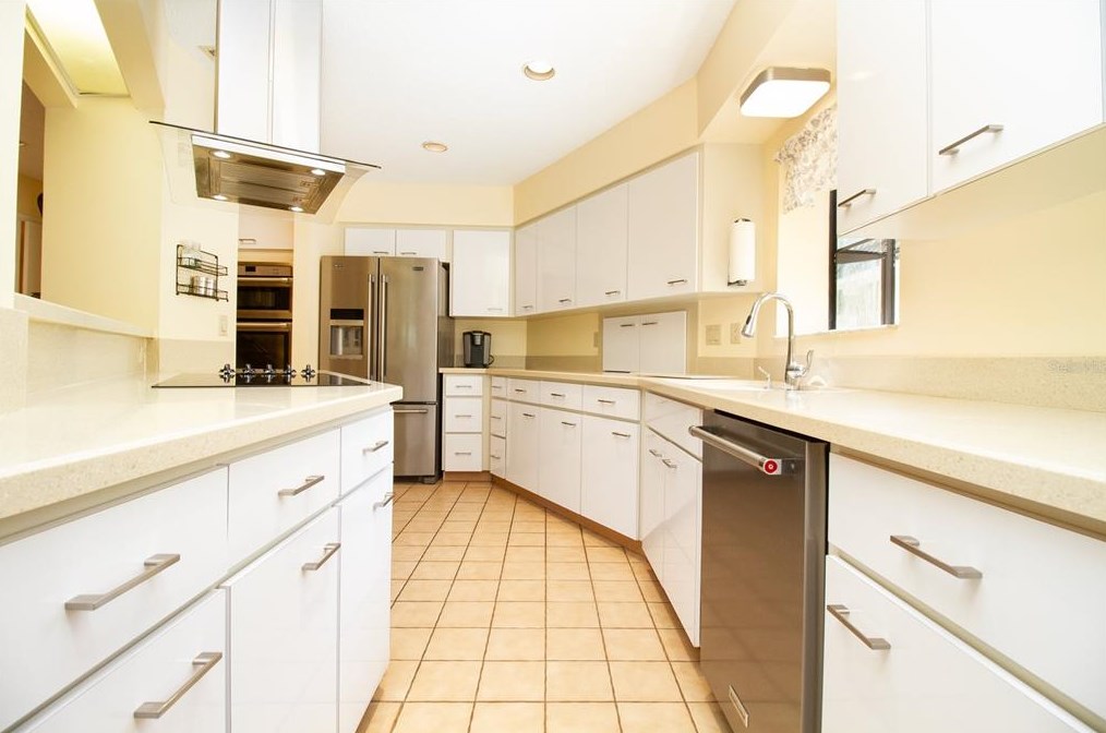 53 Chinaberry Cir, Homosassa, FL 34446