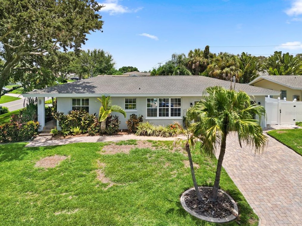 3966 High Bluff Dr, Largo, FL 33770