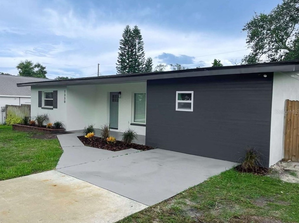 1330 Alaska Ave, Palm Harbor, FL 34683