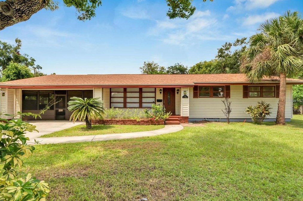 106 E Morgan St, Brandon, FL 33510