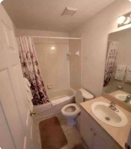 6927 Wildwood Oak Dr, Tampa, FL 33617