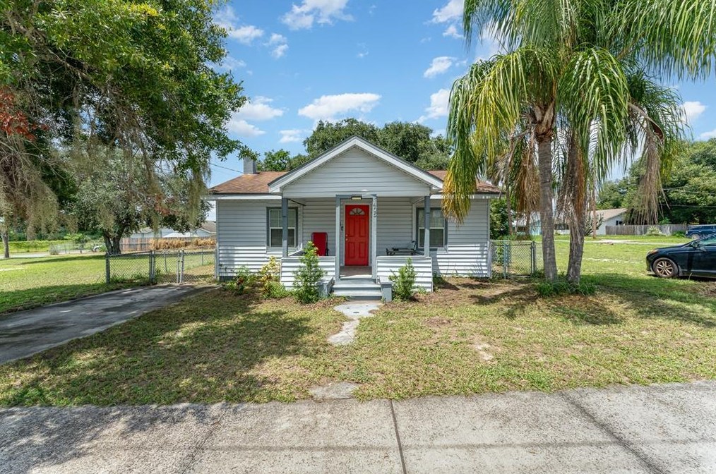 405 7th St Sw, Winter Haven, FL 33880