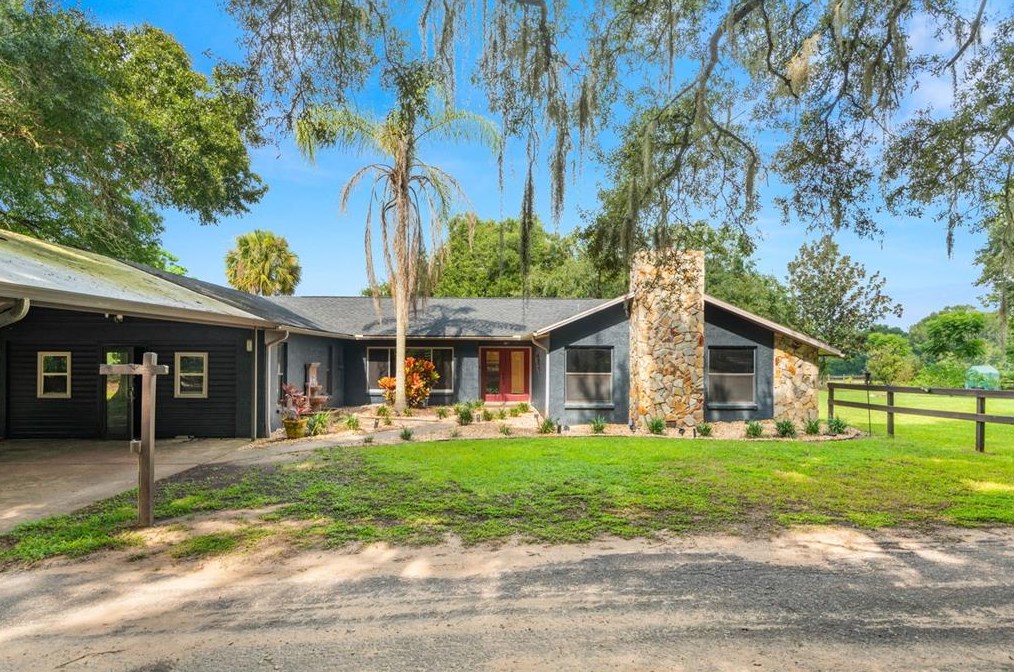 36634 Blanton Rd, Dade City FL  33523-6303 exterior