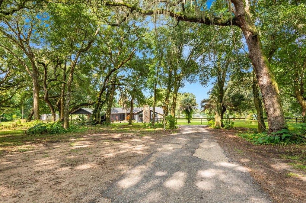 36634 Blanton Rd, Dade City FL  33523-6303 exterior