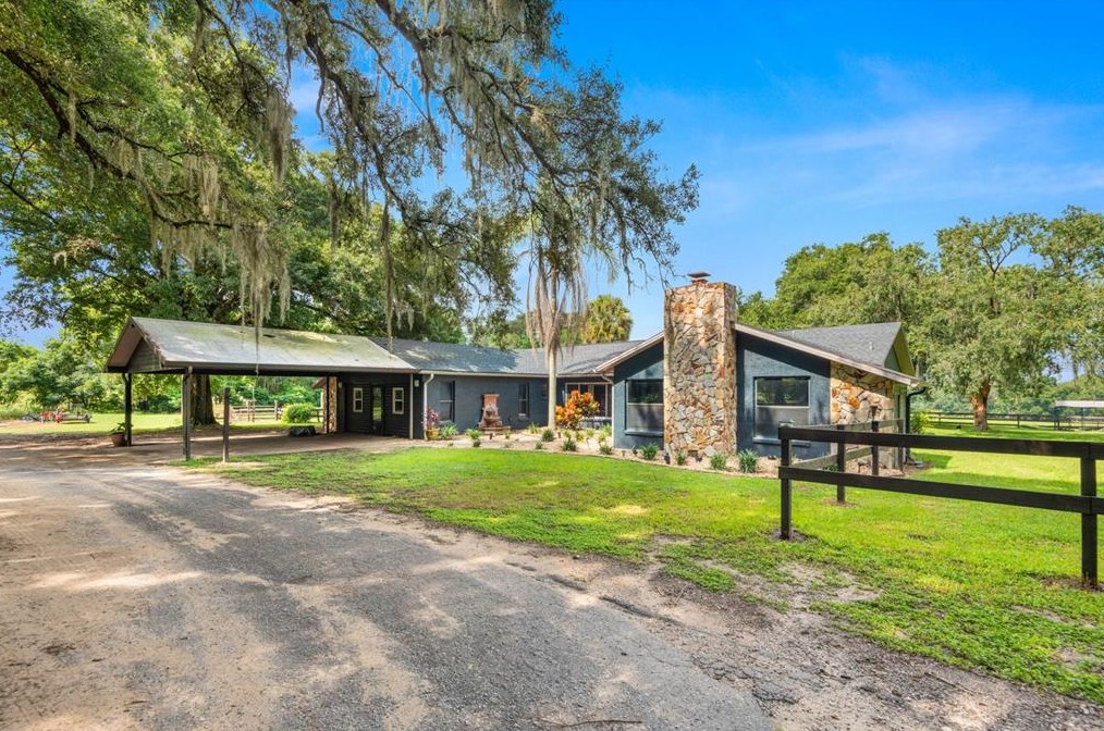 36634 Blanton Rd, Dade City FL  33523-6303 exterior