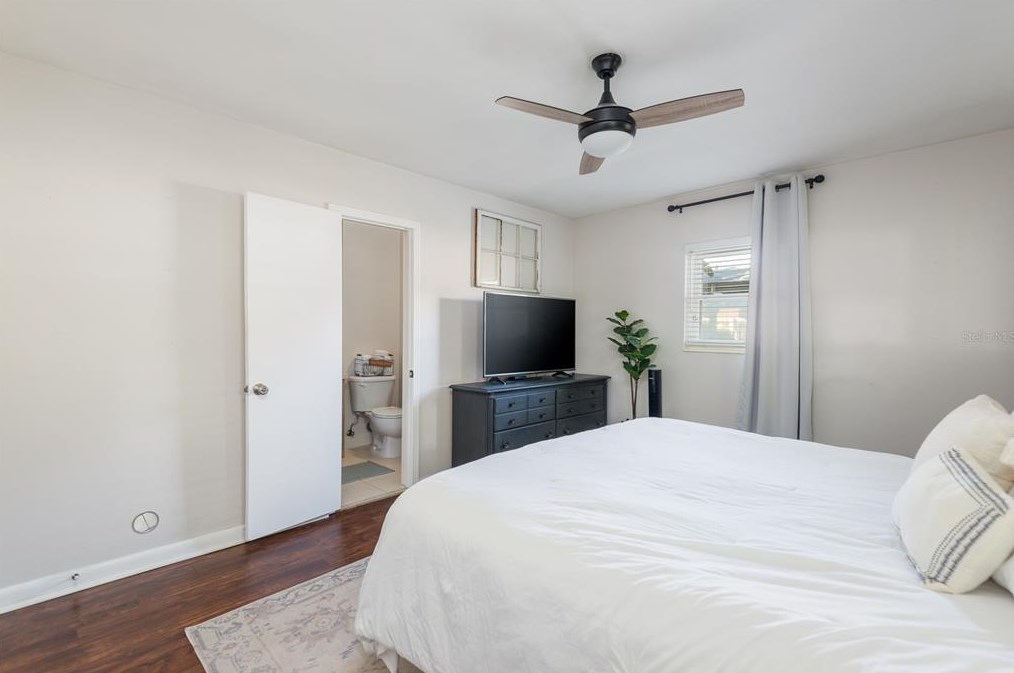 4915 Melrose Ave, Tampa FL 33629-5527 exterior