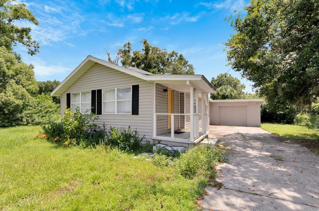 2439 Lakeview St, Lakeland, FL 33801-2554