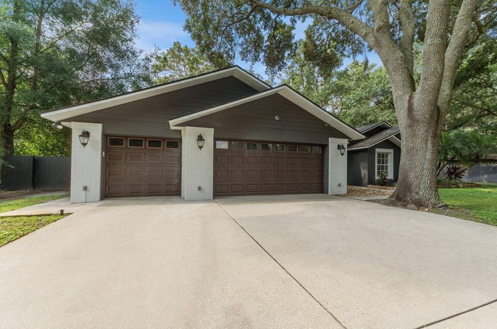 3710 Berger Rd, Lutz, FL 33548