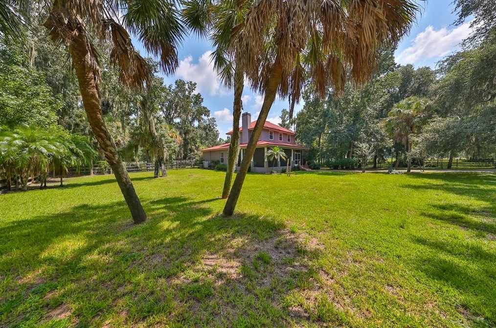 1702 Williams Rd, Plant City, FL 33565