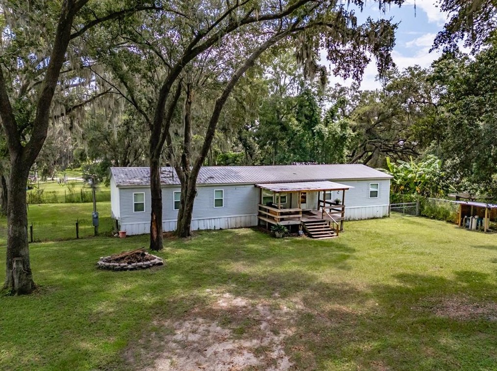 4804 Knights Landing Dr, Plant City, FL 33565