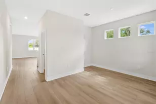 210 E Janette Ave, Tampa, FL 33603 - Photo 28