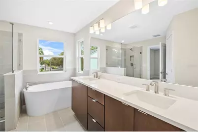 210 E Janette Avenue, Tampa, FL 33603 - Photo 18