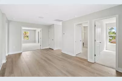 210 E Janette Avenue, Tampa, FL 33603 - Photo 12