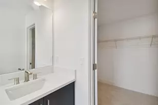 210 E Janette Ave, Tampa, FL 33603 - Photo 54