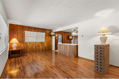 1213 E Frierson Avenue, Tampa, FL 33603 - Photo 6