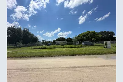 8747 McKendree Road, Wesley Chapel, FL 33545 - Photo 2