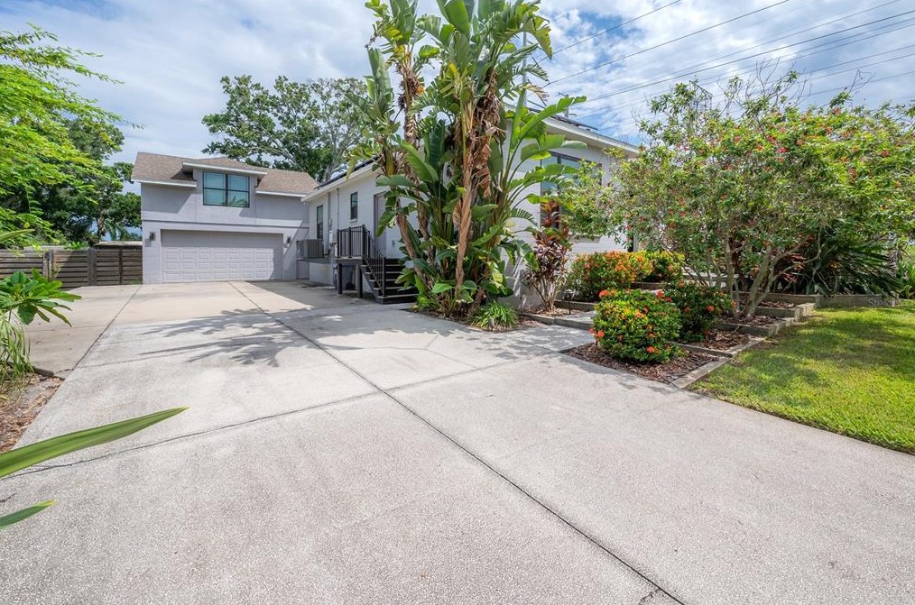203 Dunkirk Rd, Oldsmar, FL 34677