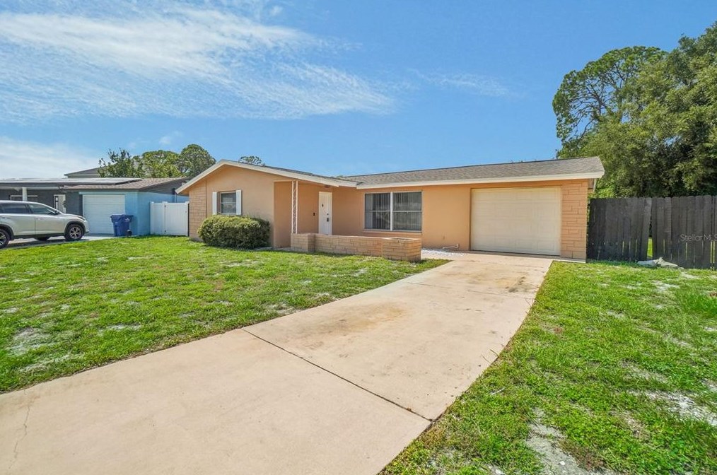 3140 Harvardston Loop, Tarpon Springs, FL 34691