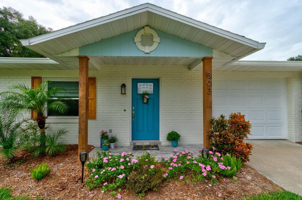 303 E Kentucky Ave, Deland, FL 32724