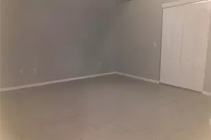 10425 La Mirage Ct, Tampa, FL 33615 - Photo 20