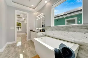 567 Bimini Bay Blvd, Apollo Beach, FL 33572 - Photo 32