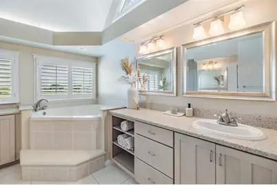 2118 Harbour Watch Drive, Tarpon Springs, FL 34689 - Photo 10