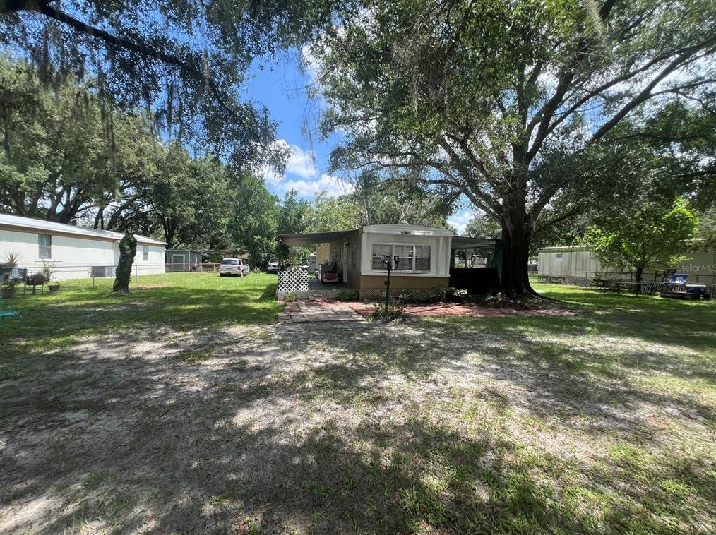 14701 N 16th St, Lutz, FL 33549