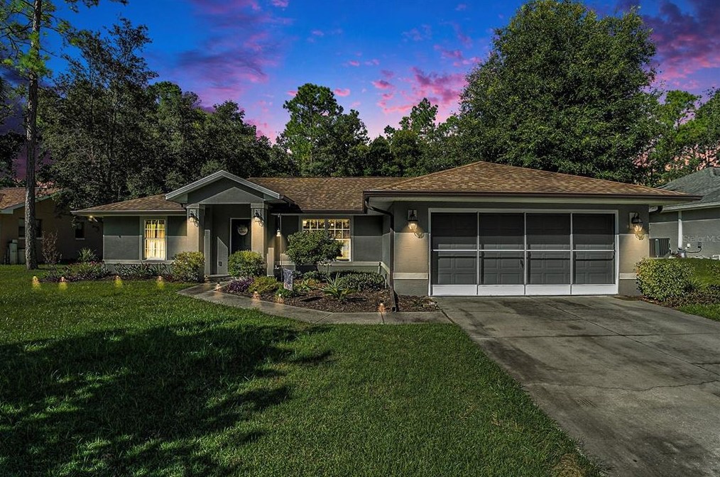 10354 N Holcomb Dr, Dunnellon, FL 34434