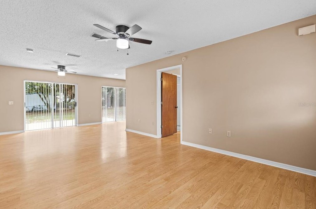 1031 N Conant Ave, Crystal River, FL 34429