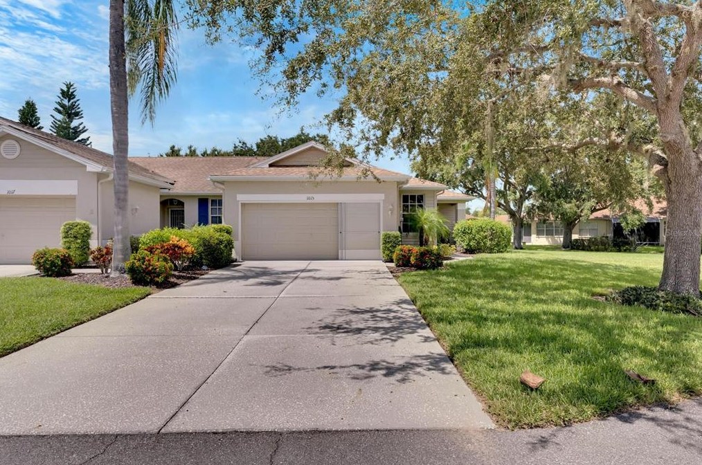 1015 Radison Lake Ct #65, Ruskin, FL 33573