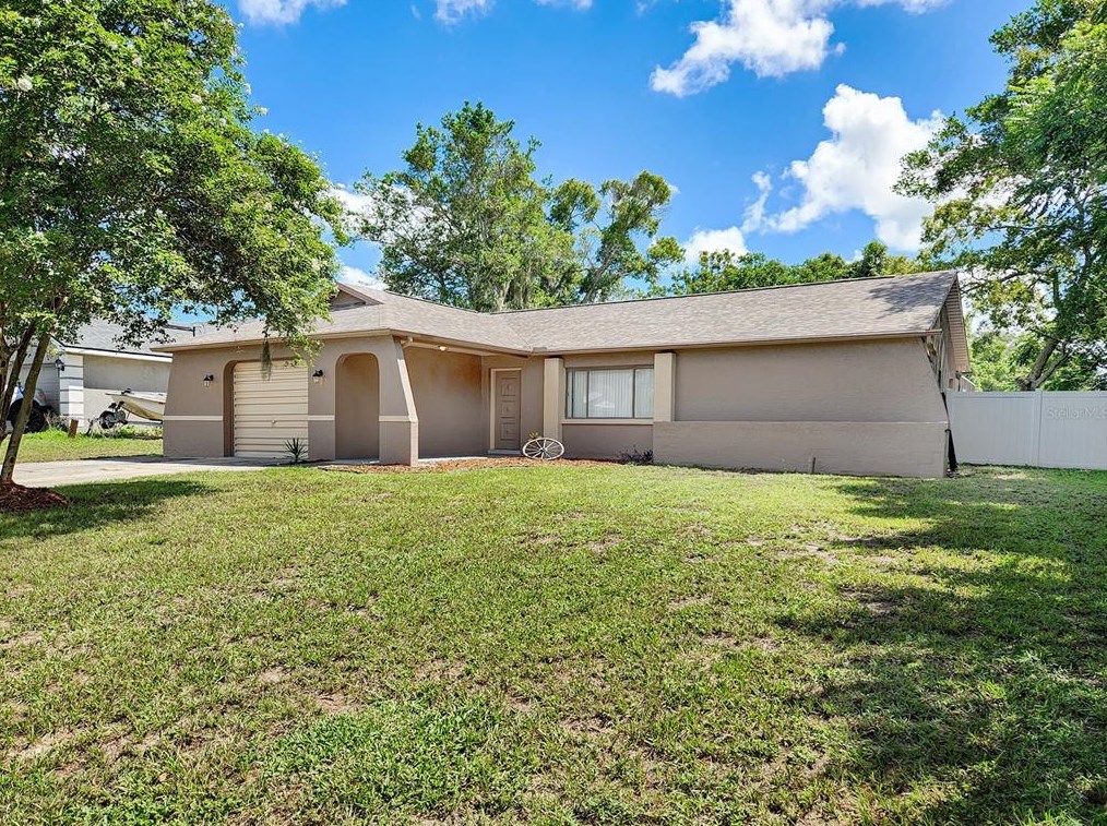 2500 Magellan Ave, Brooksville, FL 34608