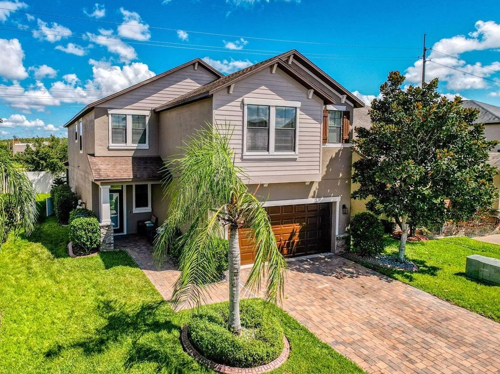 11680 Lake Blvd, New Port Richey, FL 34655