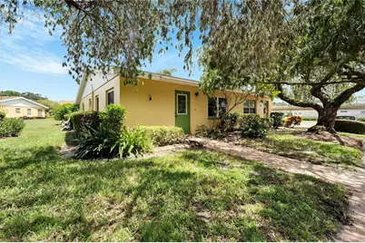 401 Dorchester Place #58, Sun City Center, FL 33573 - Photo 20