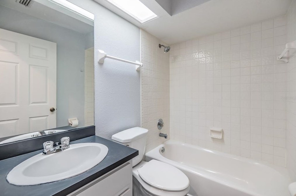 1014 Windsor Way, Lutz FL  33559-6737 exterior