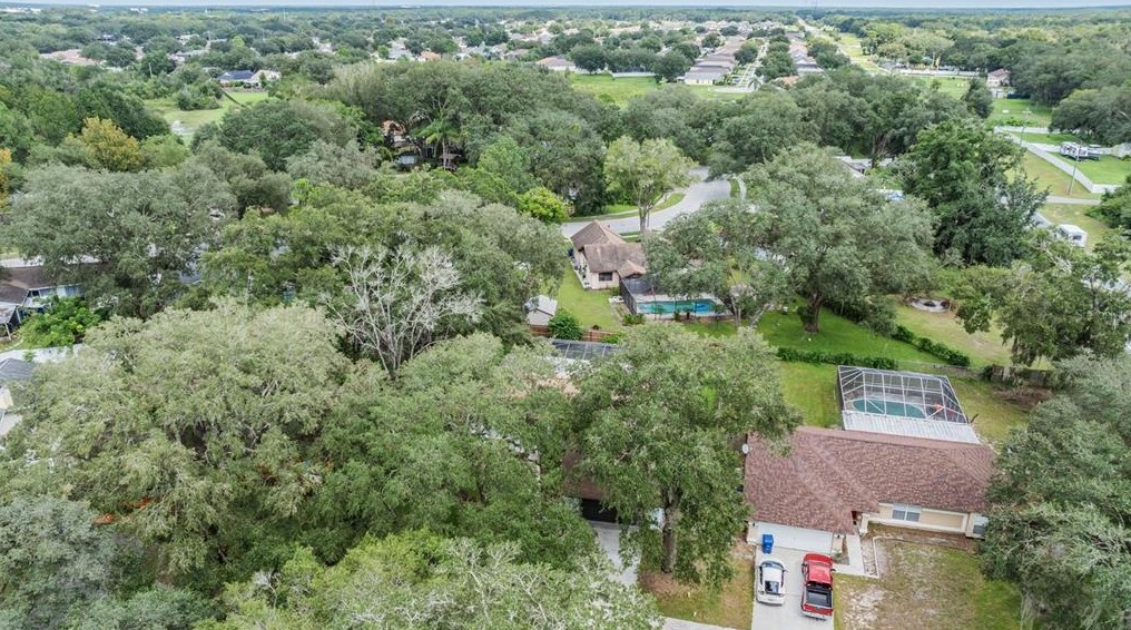 1014 Windsor Way, Lutz FL  33559-6737 exterior