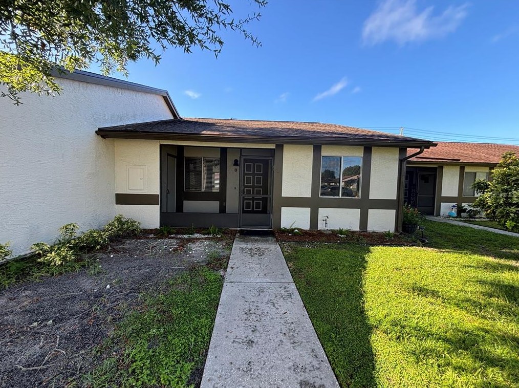 2300 Bancroft Cir S #b, Palm Harbor, FL 34683