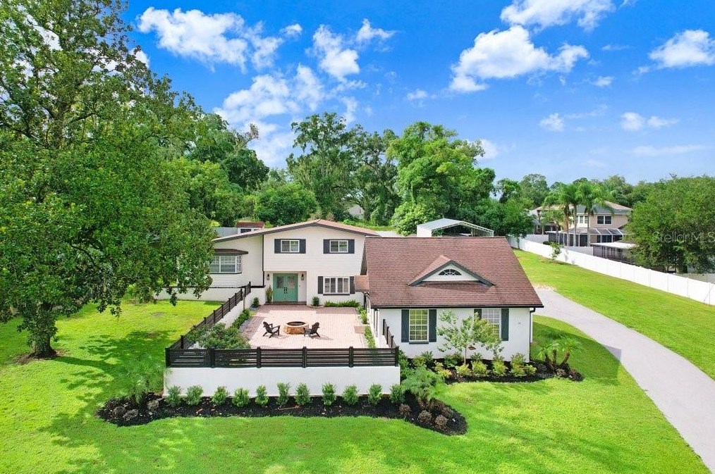 1401 E Wheeler Rd, Seffner, FL 33584
