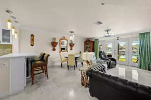 1661 Watermark Cir NE, Saint Petersburg, FL 33702 - Photo 6